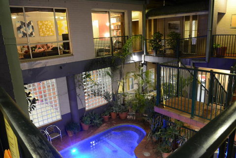 Newtown Backpackers - Hervey Bay Accommodation 0