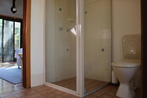 A Beach House At Byron - Hervey Bay Accommodation 1