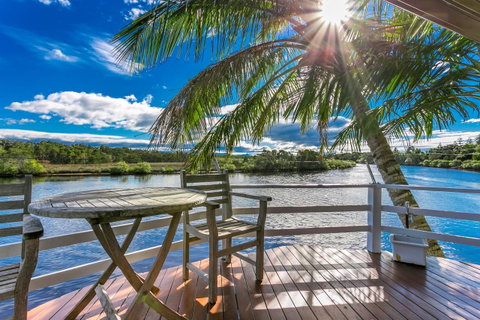 A Beach House At Byron - Hervey Bay Accommodation 2
