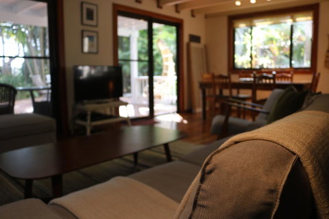 A Beach House At Byron - Hervey Bay Accommodation 14
