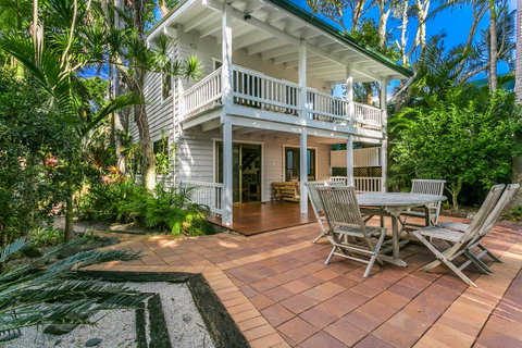 A Beach House At Byron - Hervey Bay Accommodation 7