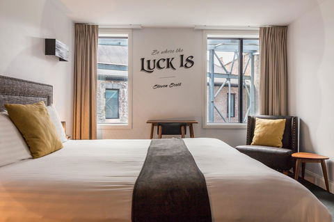 The Lucky Hotel - Hervey Bay Accommodation 20