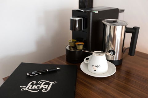 The Lucky Hotel - Hervey Bay Accommodation 9