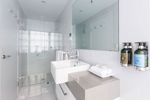 The Lucky Hotel - Hervey Bay Accommodation 4