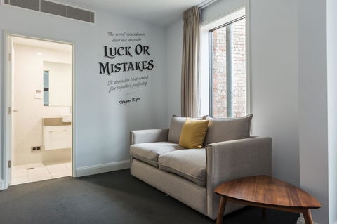 The Lucky Hotel - Hervey Bay Accommodation 23