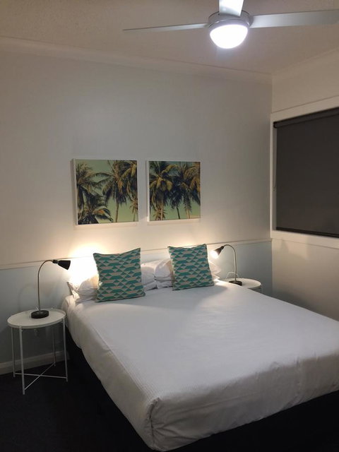 Hibiscus Motel - Hervey Bay Accommodation 9