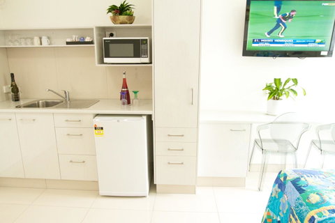 Hibiscus Motel - Hervey Bay Accommodation 3