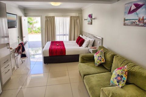 Hibiscus Motel - Hervey Bay Accommodation 38