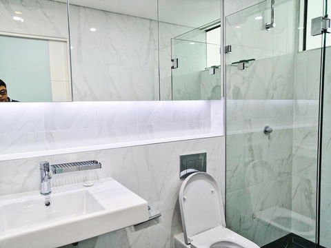 Cozy 5 Bed House In Sydney - Tourism Hervey Bay 2