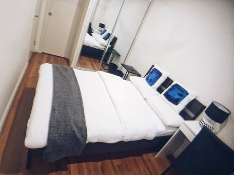 Cozy 5 Bed House In Sydney - Tourism Hervey Bay 27