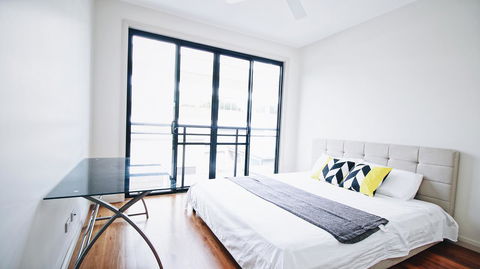 Cozy 5 Bed House In Sydney - Tourism Hervey Bay 15