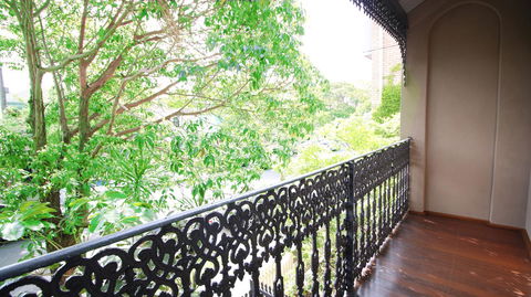 Cozy 5 Bed House In Sydney - Tourism Hervey Bay 8