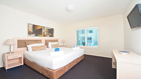 Pacific Blue, Salamander Bay - Tourism Hervey Bay 9