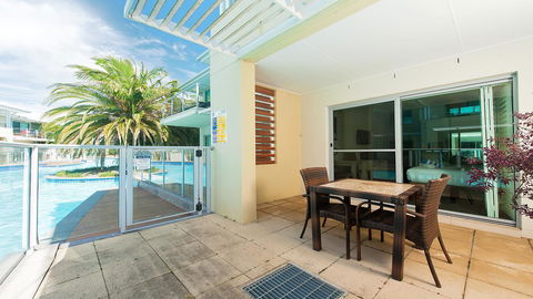 Pacific Blue, Salamander Bay - Tourism Hervey Bay 5