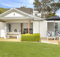 The Beach House North Wollongong - Hervey Bay Accommodation