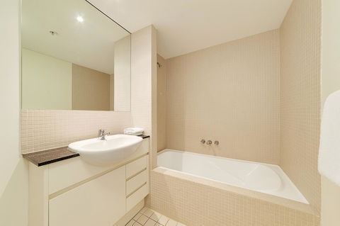 Wyndel Apartments - Apex North Sydney - Hervey Bay Accommodation 9