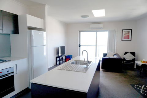 Starlight At The Vue - Tourism Hervey Bay 0