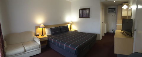 Cooma Motor Lodge Motel - Hervey Bay Accommodation 7