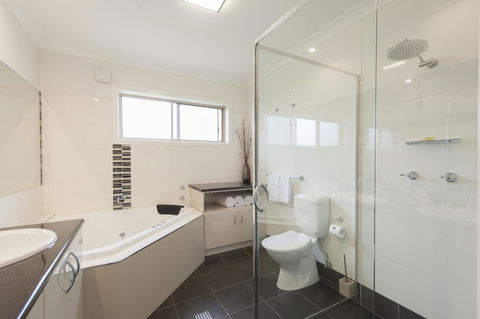 Wagga RSL Club Motel - Hervey Bay Accommodation 39