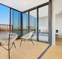 Brand New 3 Bedrooms Apt with Waterfront View - Hervey Bay Accommodation