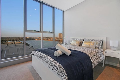 Brand New 3 Bedrooms Apt With Waterfront View - Hervey Bay Accommodation 3