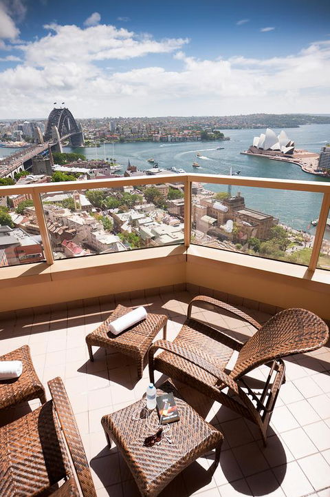 The Sebel Quay West Suites Sydney - Hervey Bay Accommodation 2
