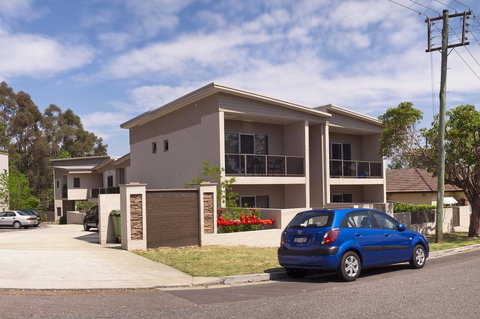 Bluegum Apartments Newcastle - Hervey Bay Accommodation 0