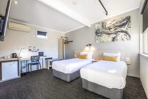 Nightcap At Colyton Hotel - Hervey Bay Accommodation 2