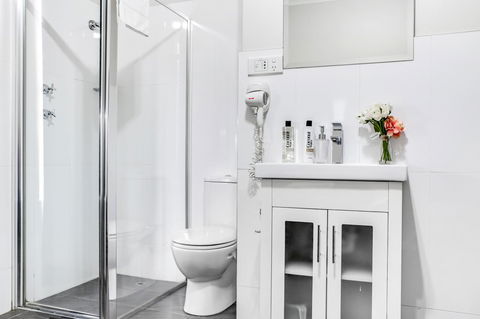 Airport Hotel Sydney - Hervey Bay Accommodation 10