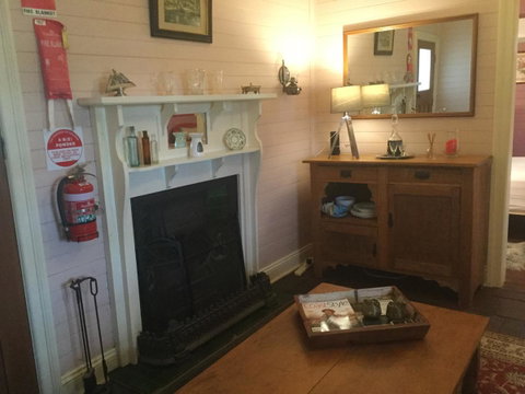 Arcadia - The Barn Cottage & Rosehill Cottage - Tourism Hervey Bay 22