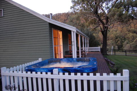 Cadair Cottages - Hervey Bay Accommodation 3