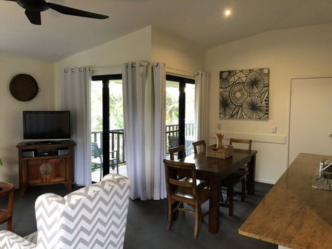 Suranadi Beach House 1 - Hervey Bay Accommodation 3