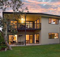 Suranadi Beach House 1 - Hervey Bay Accommodation