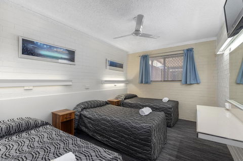 Coastal Bay Motel - Hervey Bay Accommodation 17