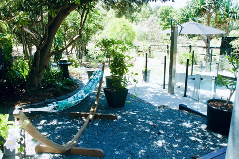 Casuarina Beachfront House - Hostie Properties - Hervey Bay Accommodation 13