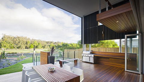 Casuarina Beachfront House - Hostie Properties - Hervey Bay Accommodation 26