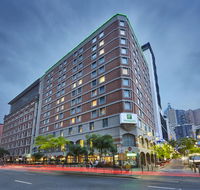 Holiday Inn Darling Harbour - Hervey Bay Accommodation