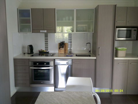Pelican H2O One & Two Bedroom Apartments - Tourism Hervey Bay 16