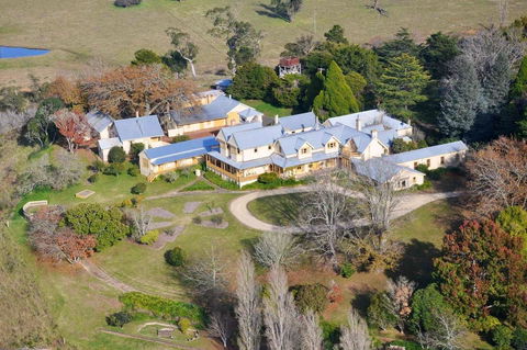 Hillview Heritage Hotel - Tourism Hervey Bay 0