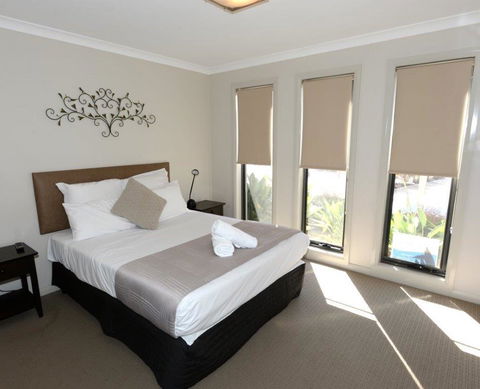 Yarrawonga Waterfront Apartments - Hervey Bay Accommodation 14