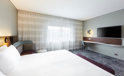 Holiday Inn Express Newcastle, An IHG Hotel - Tourism Hervey Bay 24