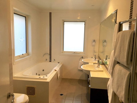 Encore Apartments - Tourism Hervey Bay 3