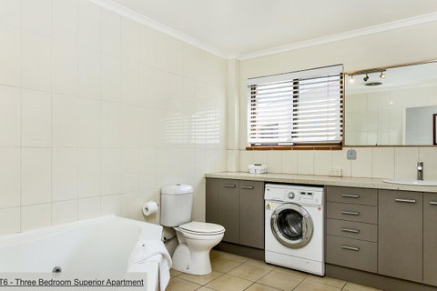 The Terraces Main Beach - Hervey Bay Accommodation 43
