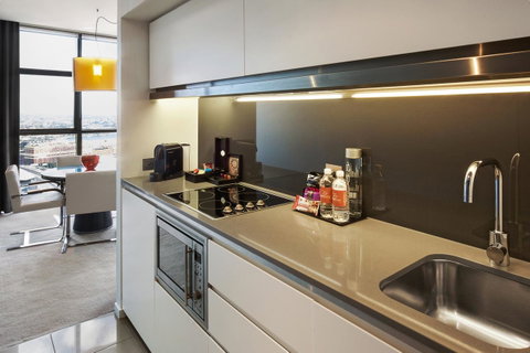 Fraser Suites Sydney - Hervey Bay Accommodation 8