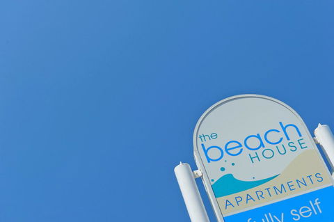 Beach House Holiday Apartments - Tourism Hervey Bay 3