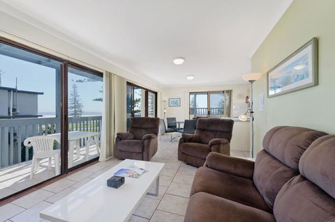 Beach House Holiday Apartments - Tourism Hervey Bay 22