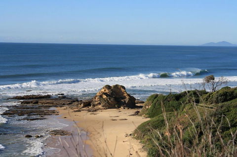 Valla's Beach House - Tourism Hervey Bay 25