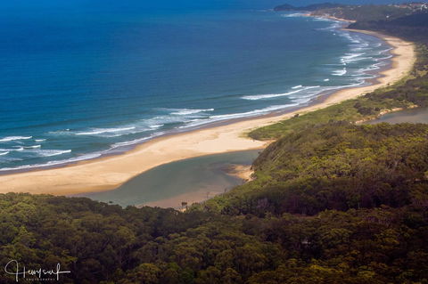 Valla's Beach House - Tourism Hervey Bay 4