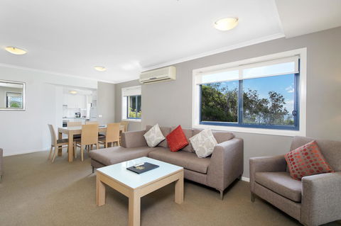 South Pacific Apartments - Tourism Hervey Bay 10