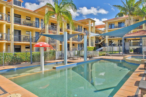 South Pacific Apartments - Tourism Hervey Bay 0